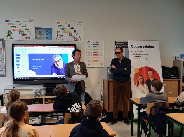 wethouder Gino Depauw opent de gastles