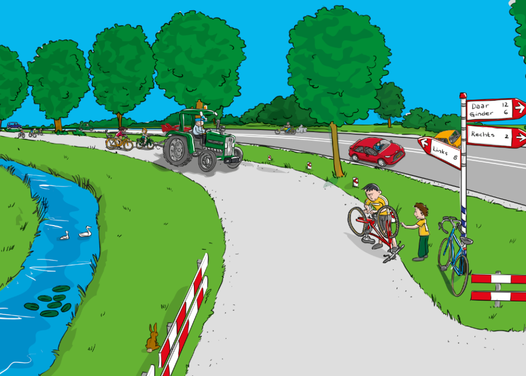Twee kinderen met een fiets waarvan één fiets de ketting er af ligt. op een landbouwweg waar een trekker langs komt. 